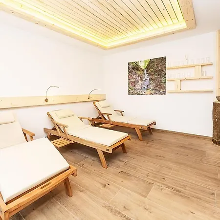 Graseck Apartment *